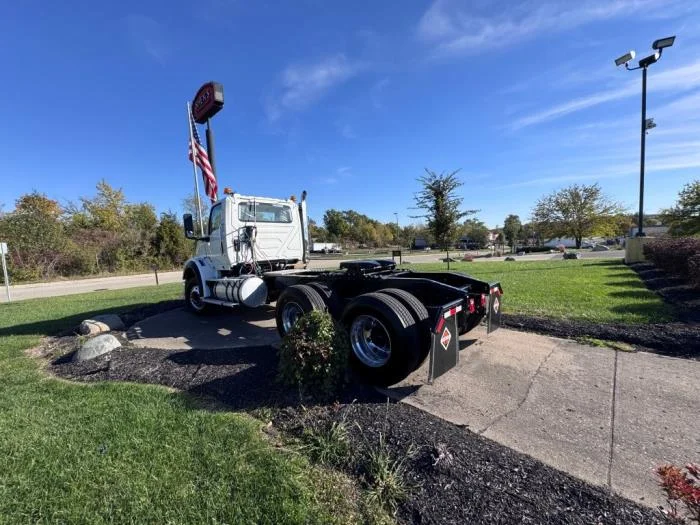 2026 International HX - image 9