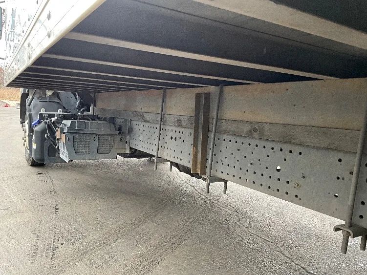 2020 Isuzu NPR - image 5