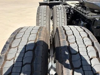 2021 Freightliner Cascadia - image 6