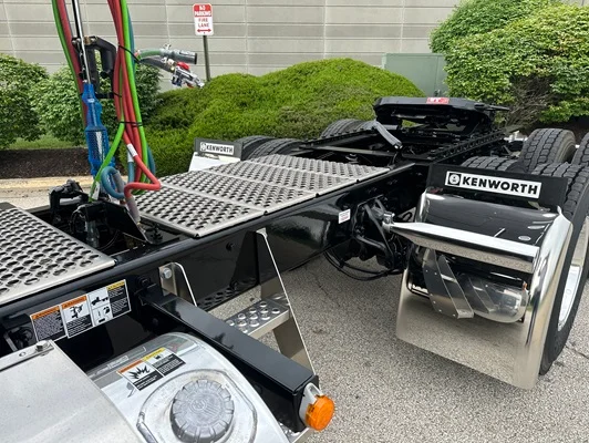 2027 Kenworth W900 in Olathe, KS — photo 5