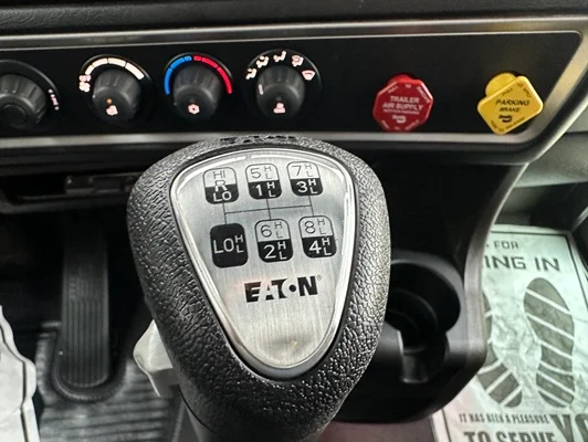 2027 Kenworth W900 in Olathe, KS — photo 22