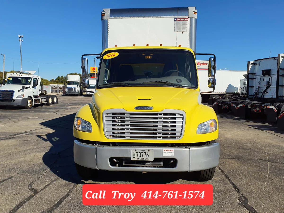 2016 Freightliner M2 106 - image 2