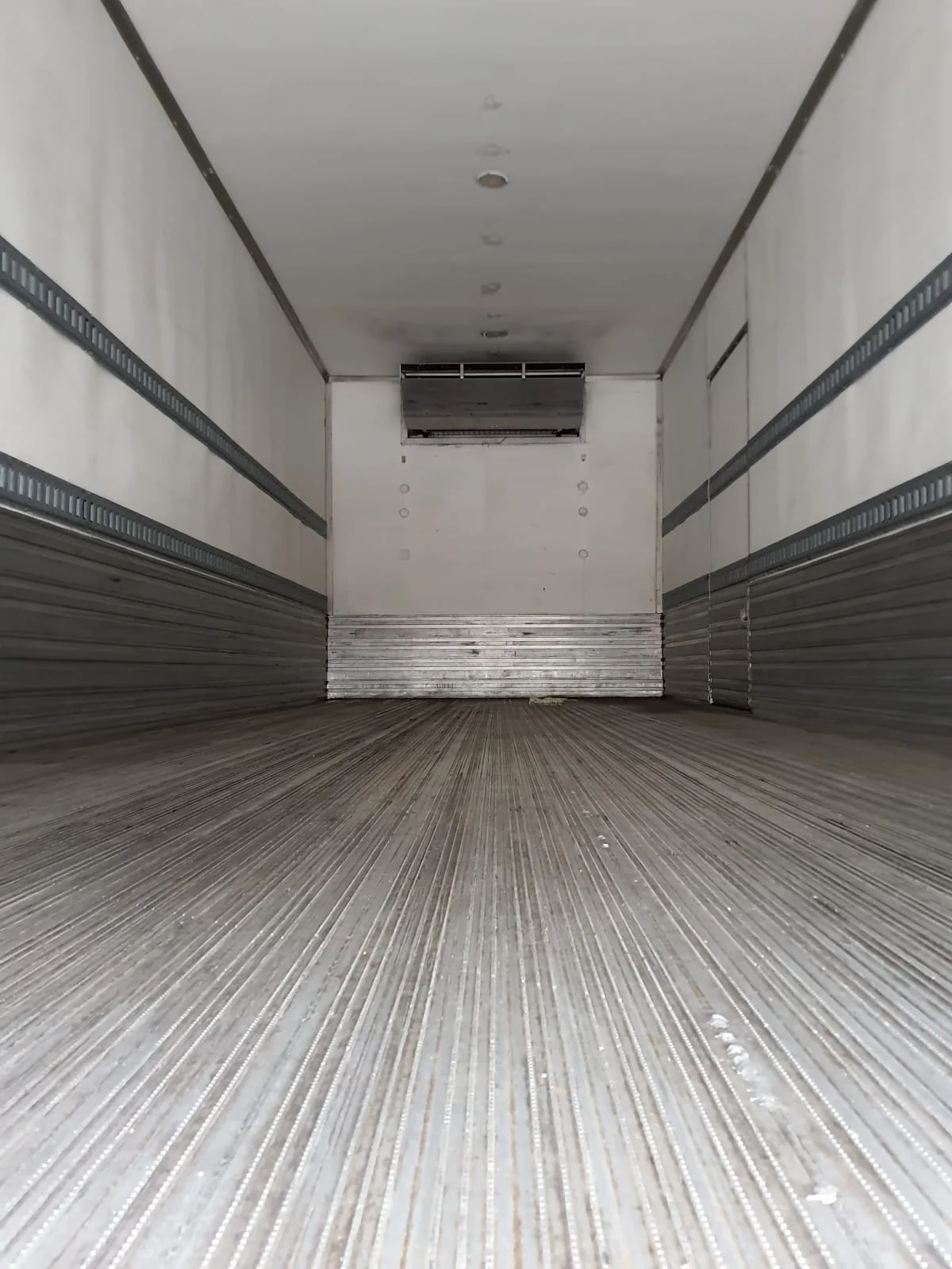 2019 Freightliner M2 106 - image 9