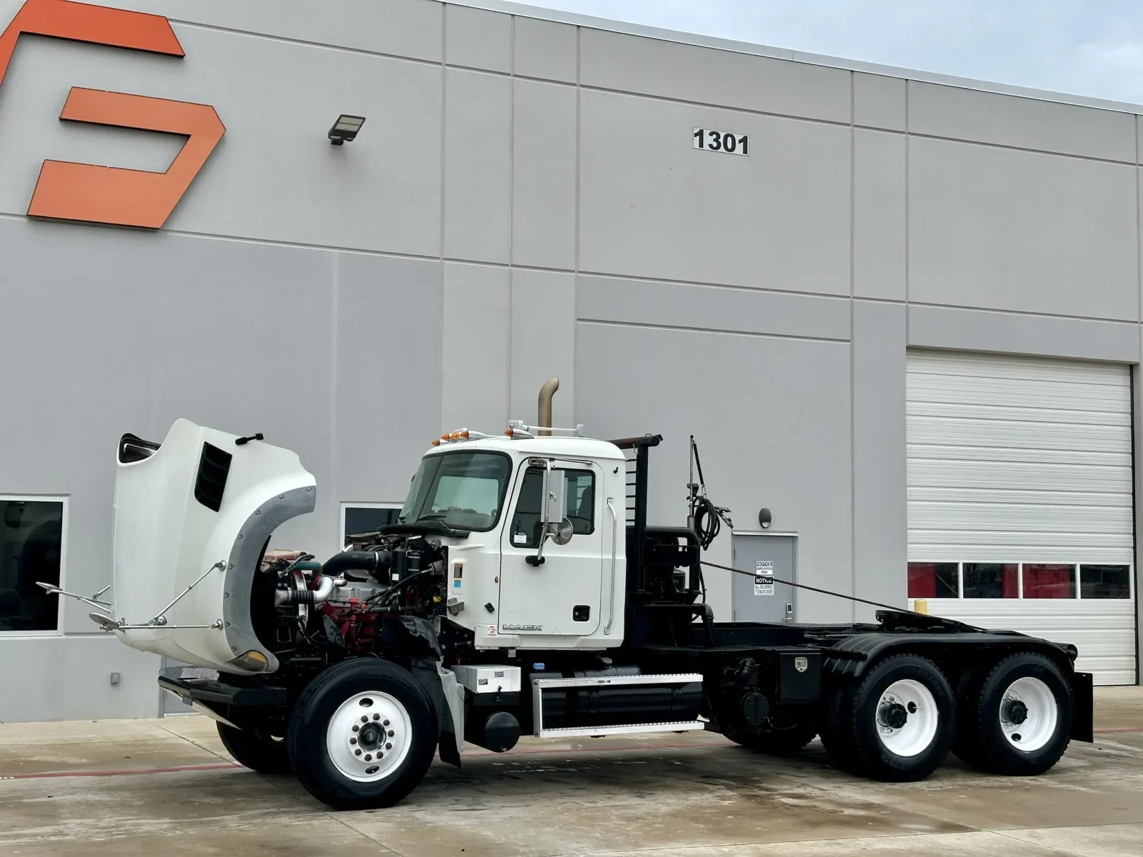 2012 Mack Granite in Hutchins, TX — photo 10