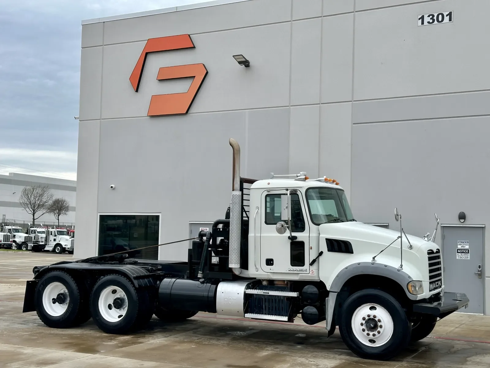 2012 Mack Granite in Hutchins, TX