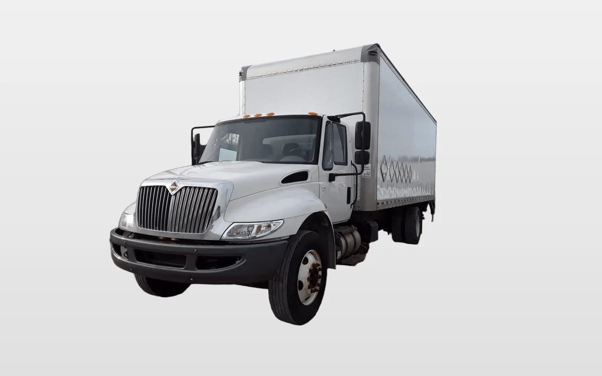 2018 International 4300 - image 1