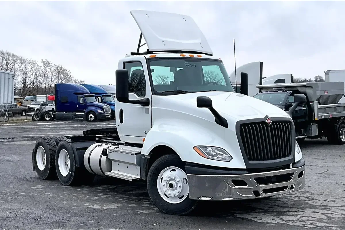 2021 International LT
