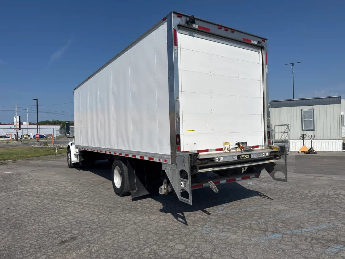 2019 Freightliner M2 106 in Syracuse, NY — photo 6