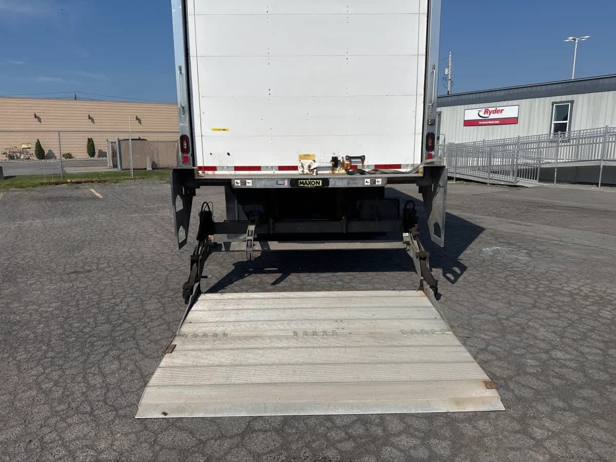 2019 Freightliner M2 106 in Syracuse, NY — photo 15