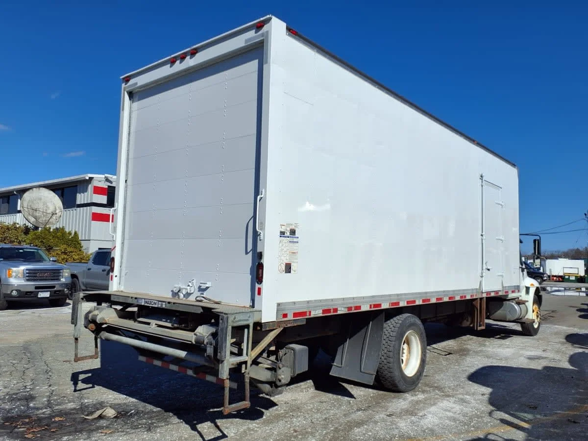 2019 International 4300 in Salisbury, MA — photo 4