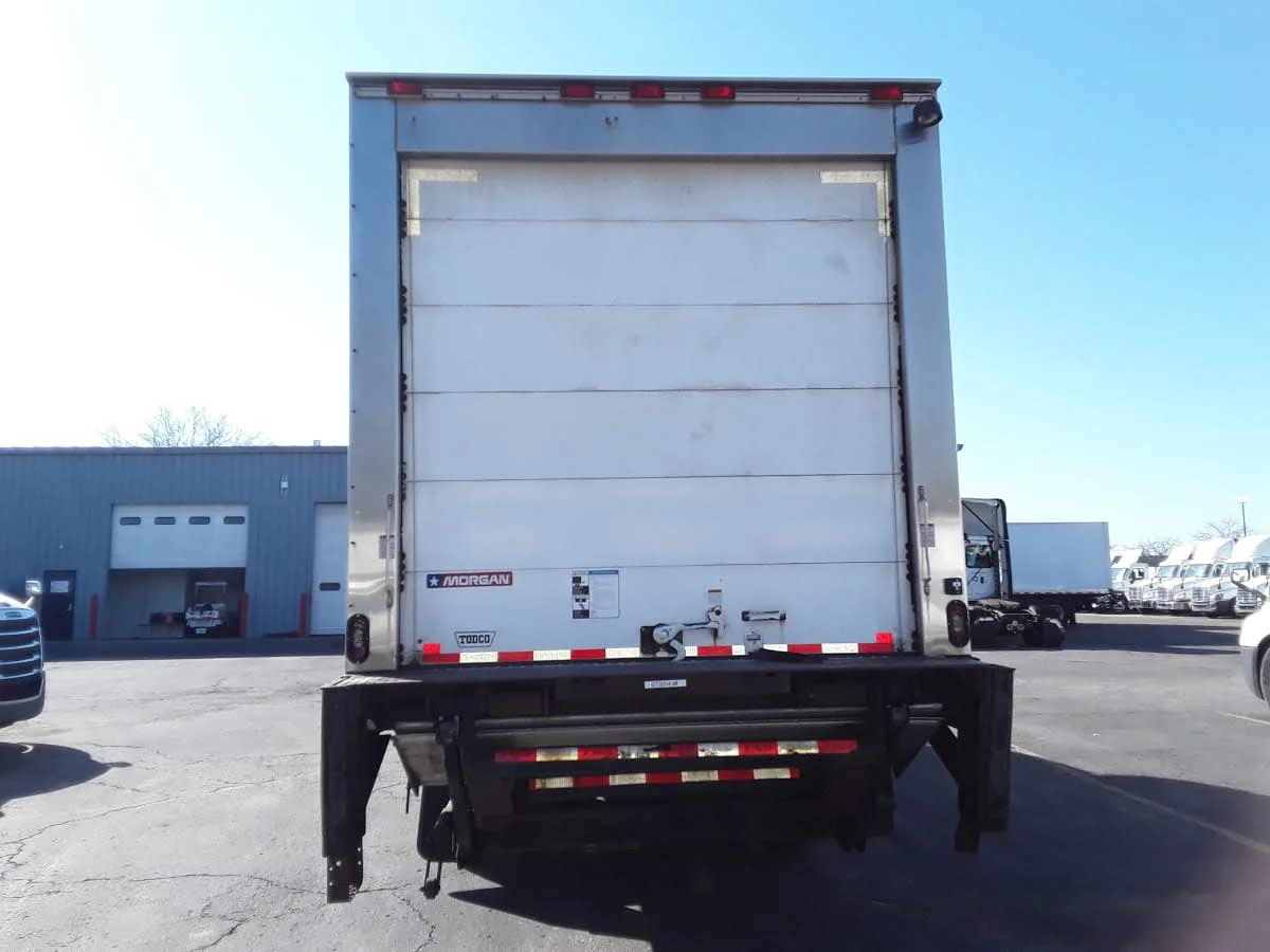 2017 Freightliner Cascadia in Hilliard, OH — photo 5