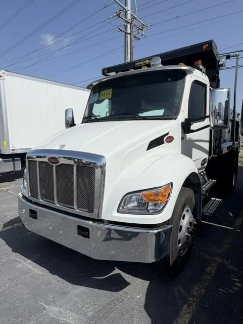 2025 Peterbilt 537 in Dallas, TX — photo 2