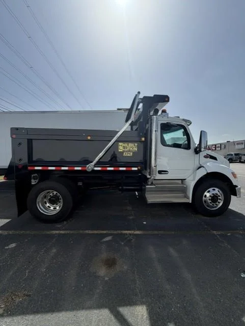 2025 Peterbilt 537 in Dallas, TX — photo 3