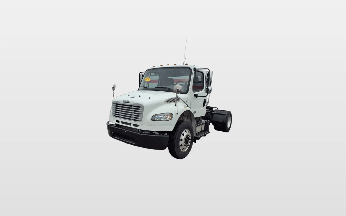 2020 Freightliner M2 106 - image 1