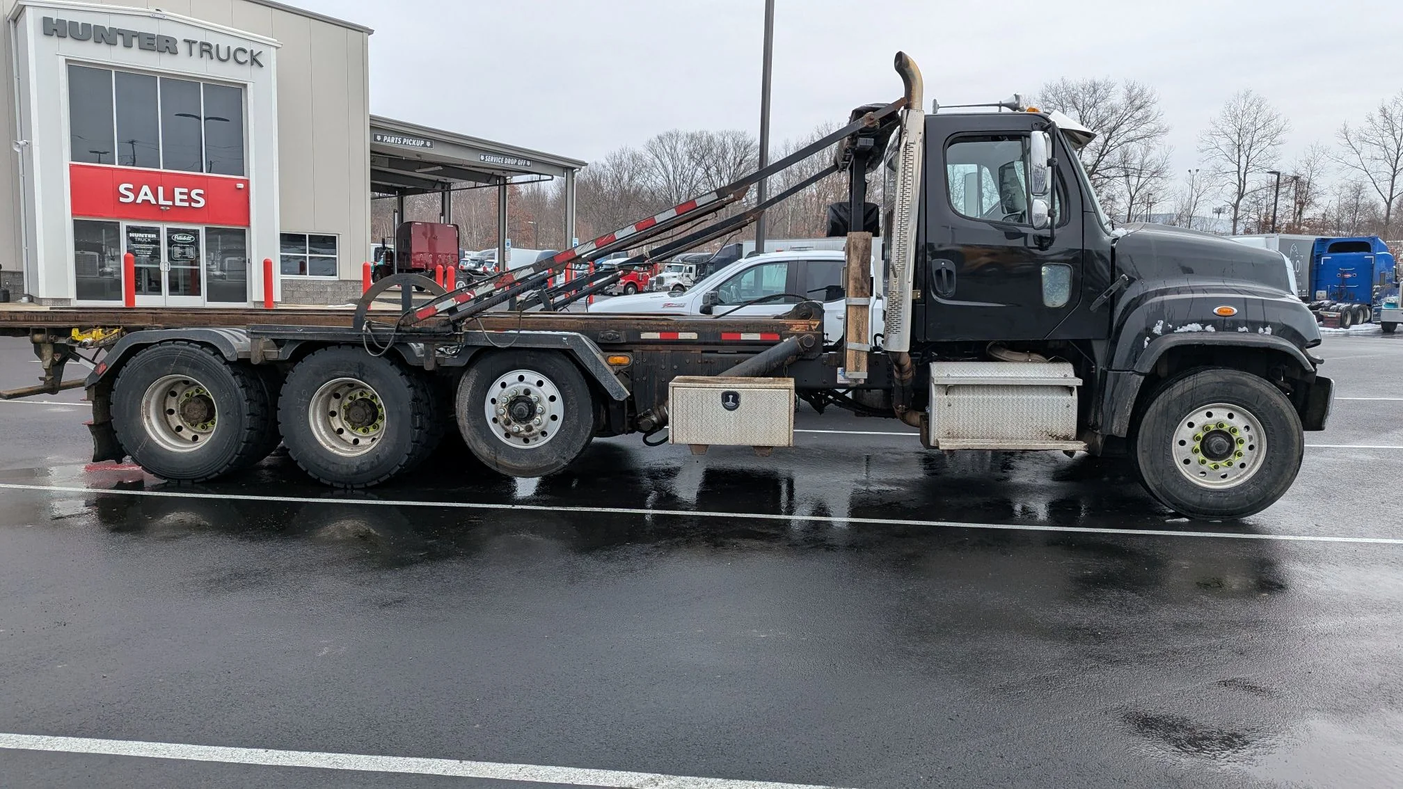 2019 Freightliner 114SD in Scranton, PA — photo 4