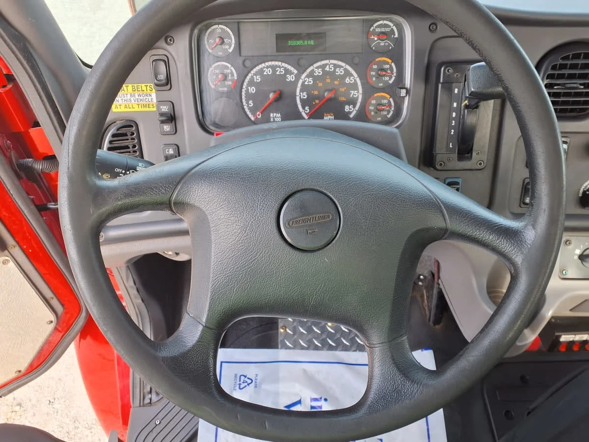 2019 Freightliner M2 106 in Greenville, SC — photo 11