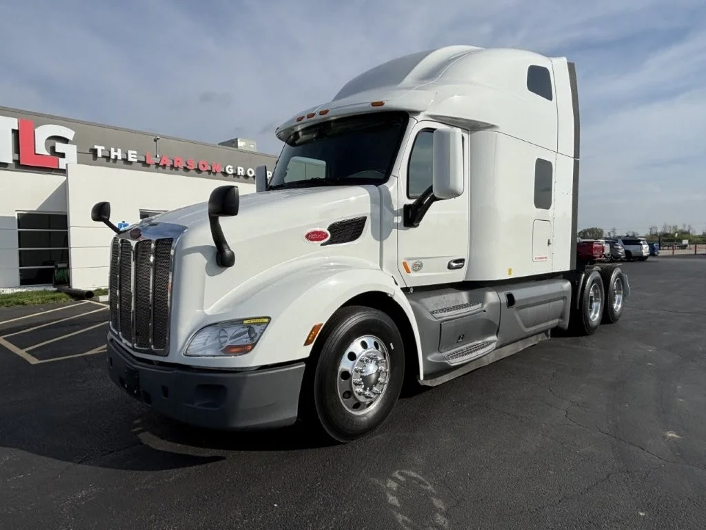 2021 Peterbilt 579 in Springfield, MO