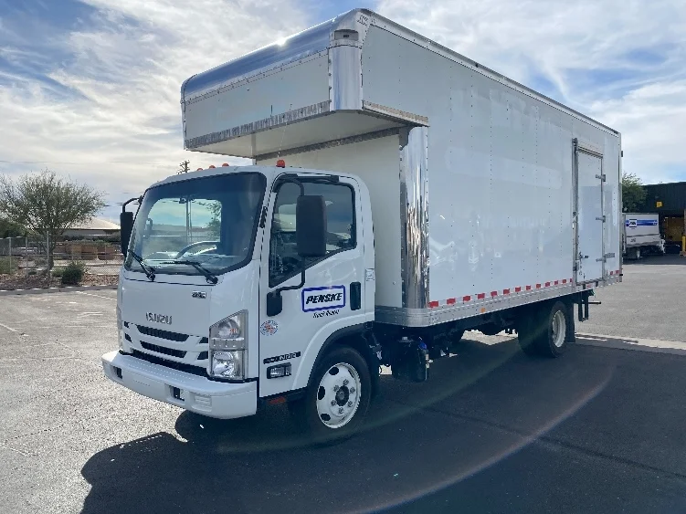 2020 Isuzu NRR - image 3