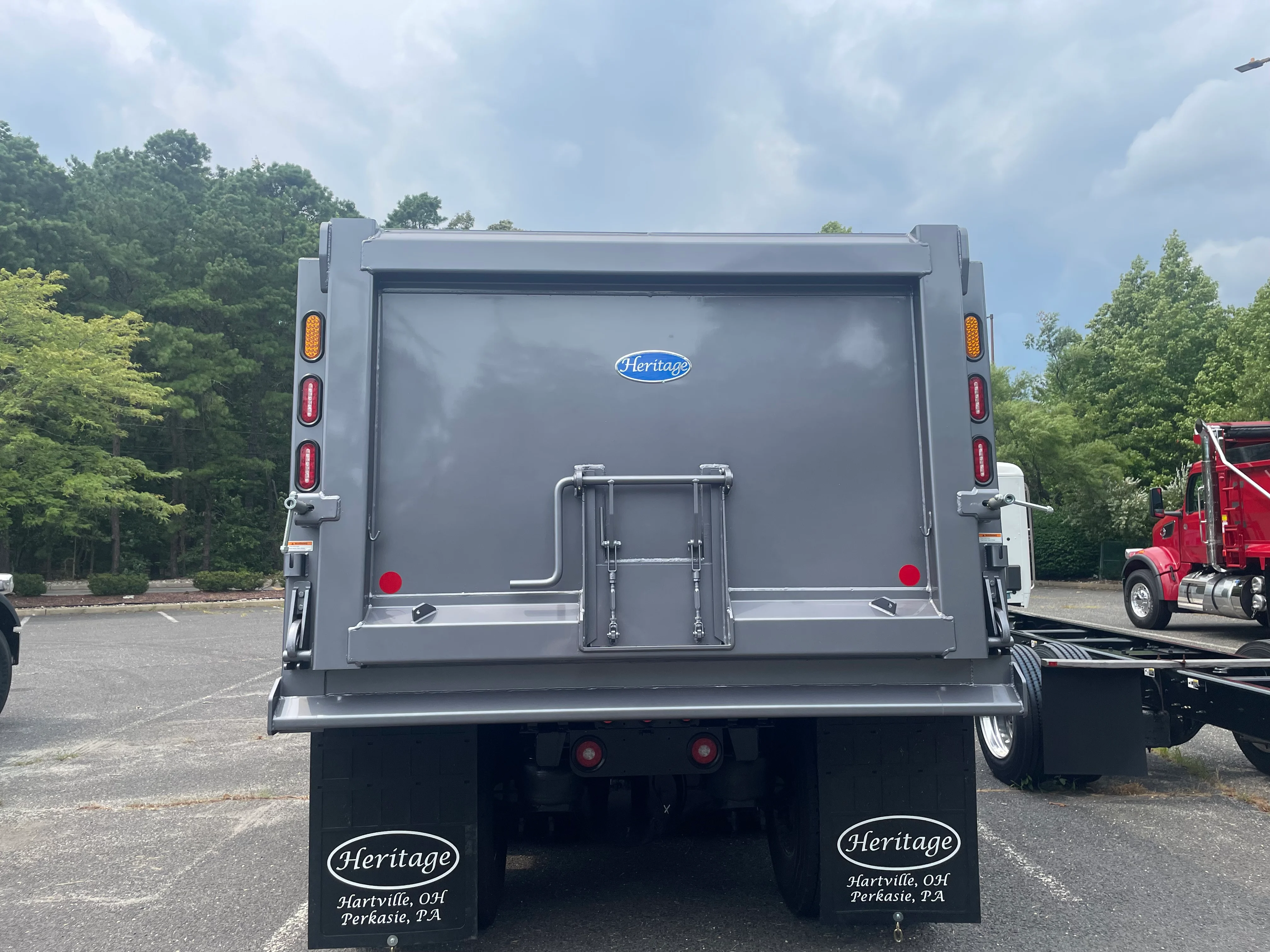 2027 Peterbilt 567 in Clarksburg, WV — photo 4