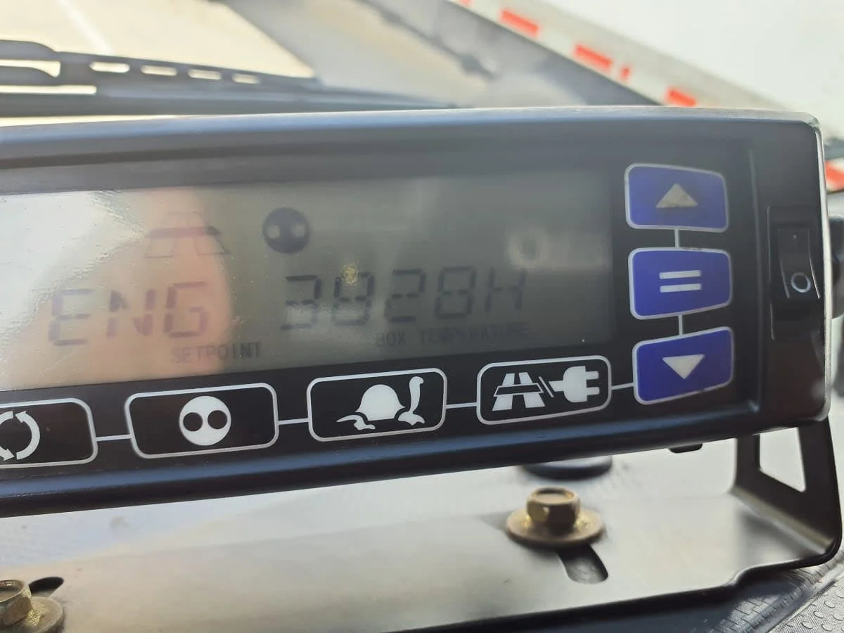 2018 Isuzu NPR in O'fallon, MO — photo 12