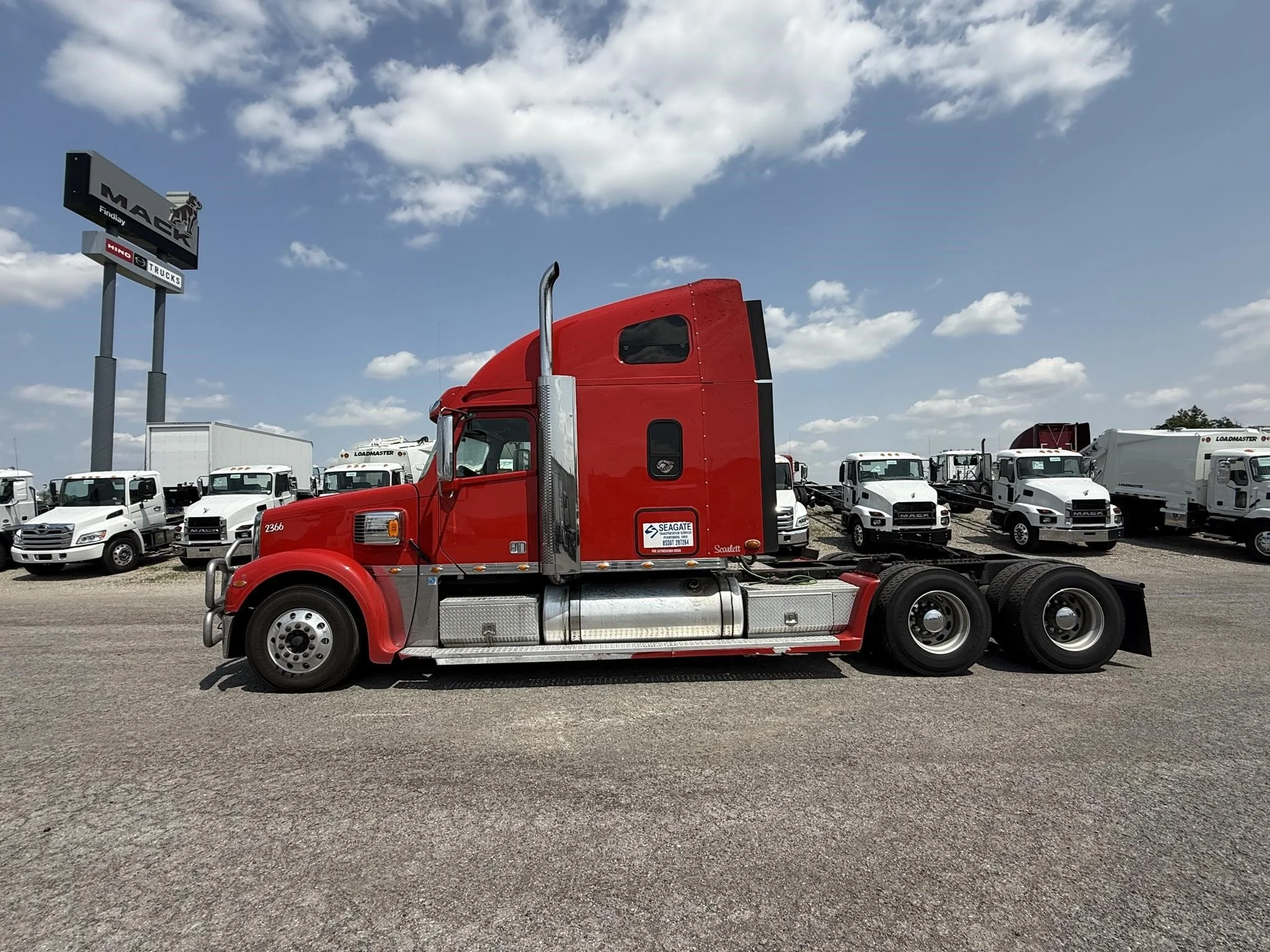 2017 Freightliner in Findlay, OH — photo 2
