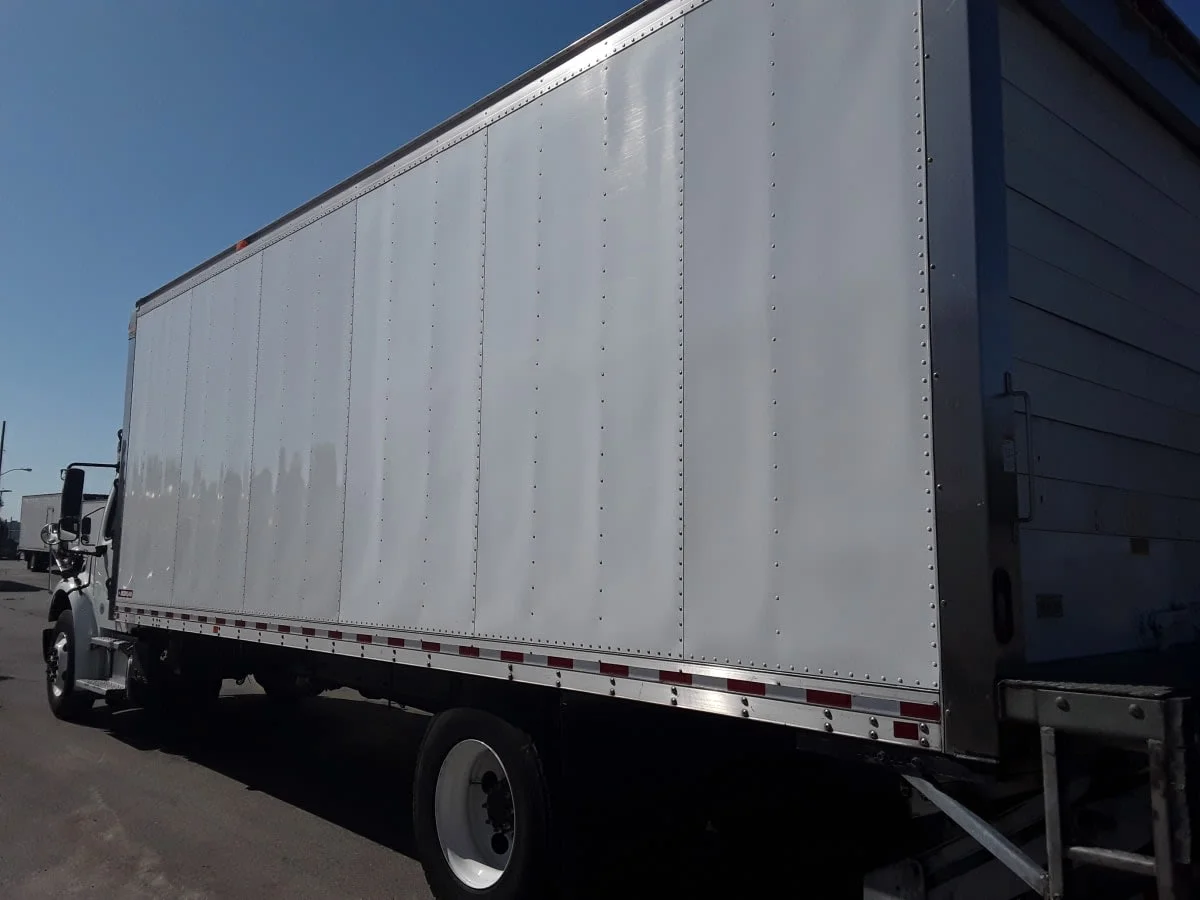 2019 Freightliner M2 106 in Fontana, CA — photo 6