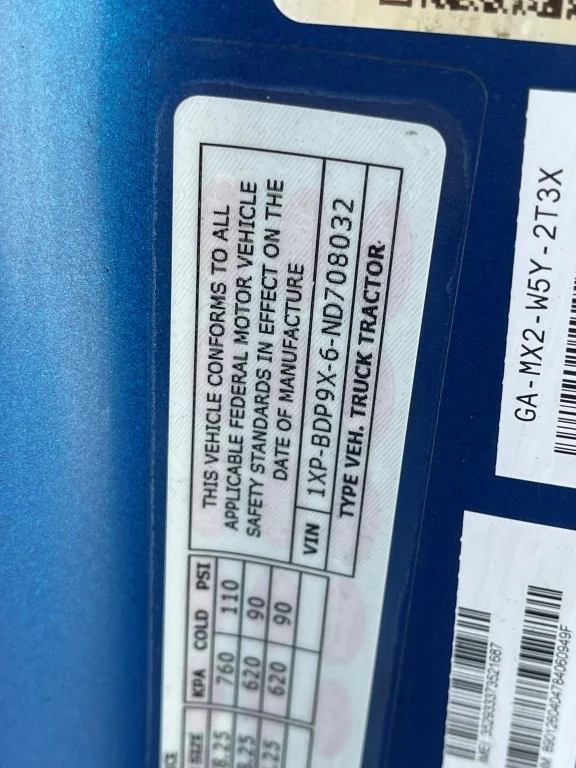 2022 Peterbilt 579 - image 16