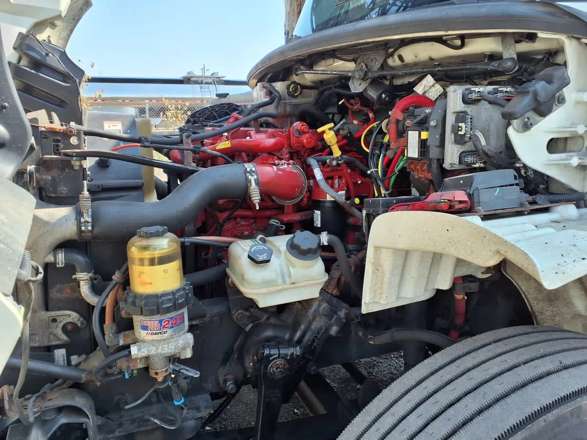 2018 Freightliner M2 106 - image 11