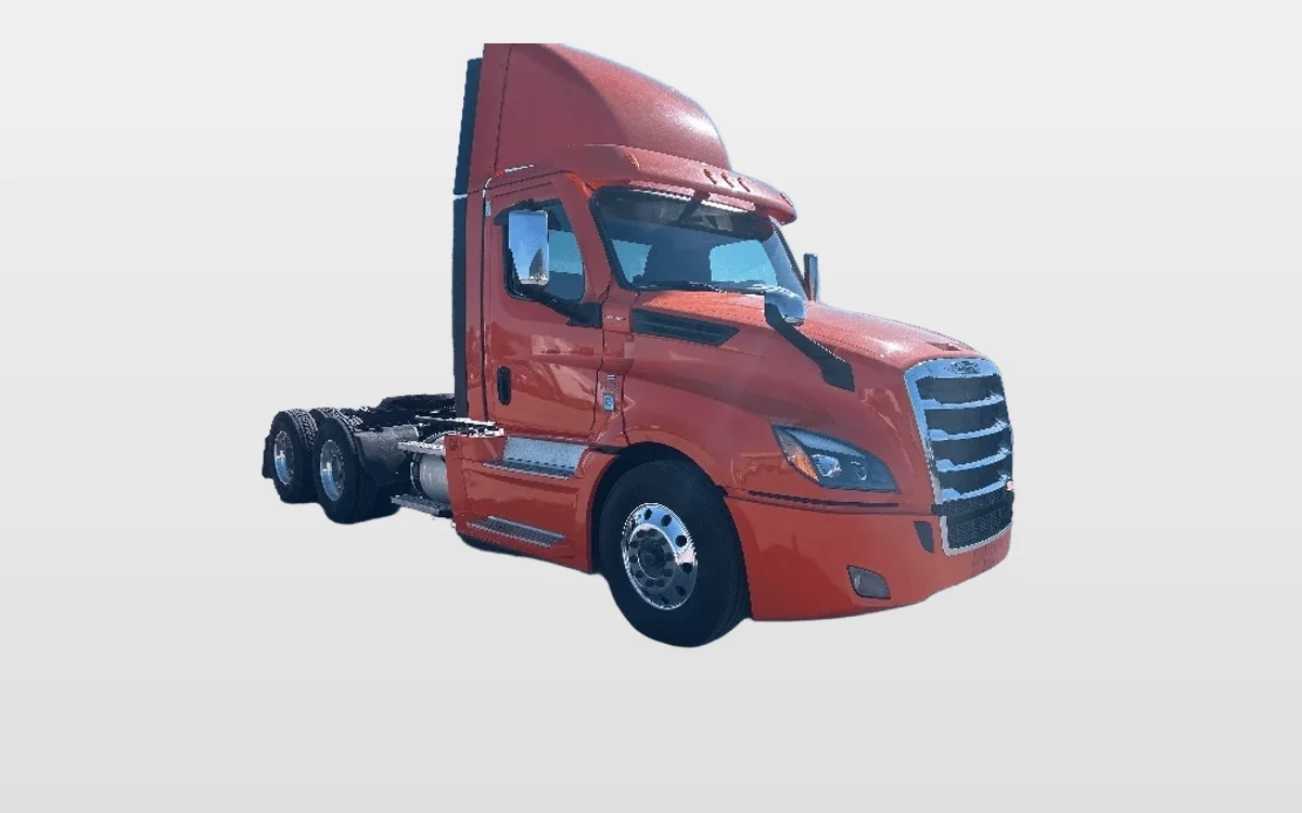 2020 Freightliner Cascadia - image 1