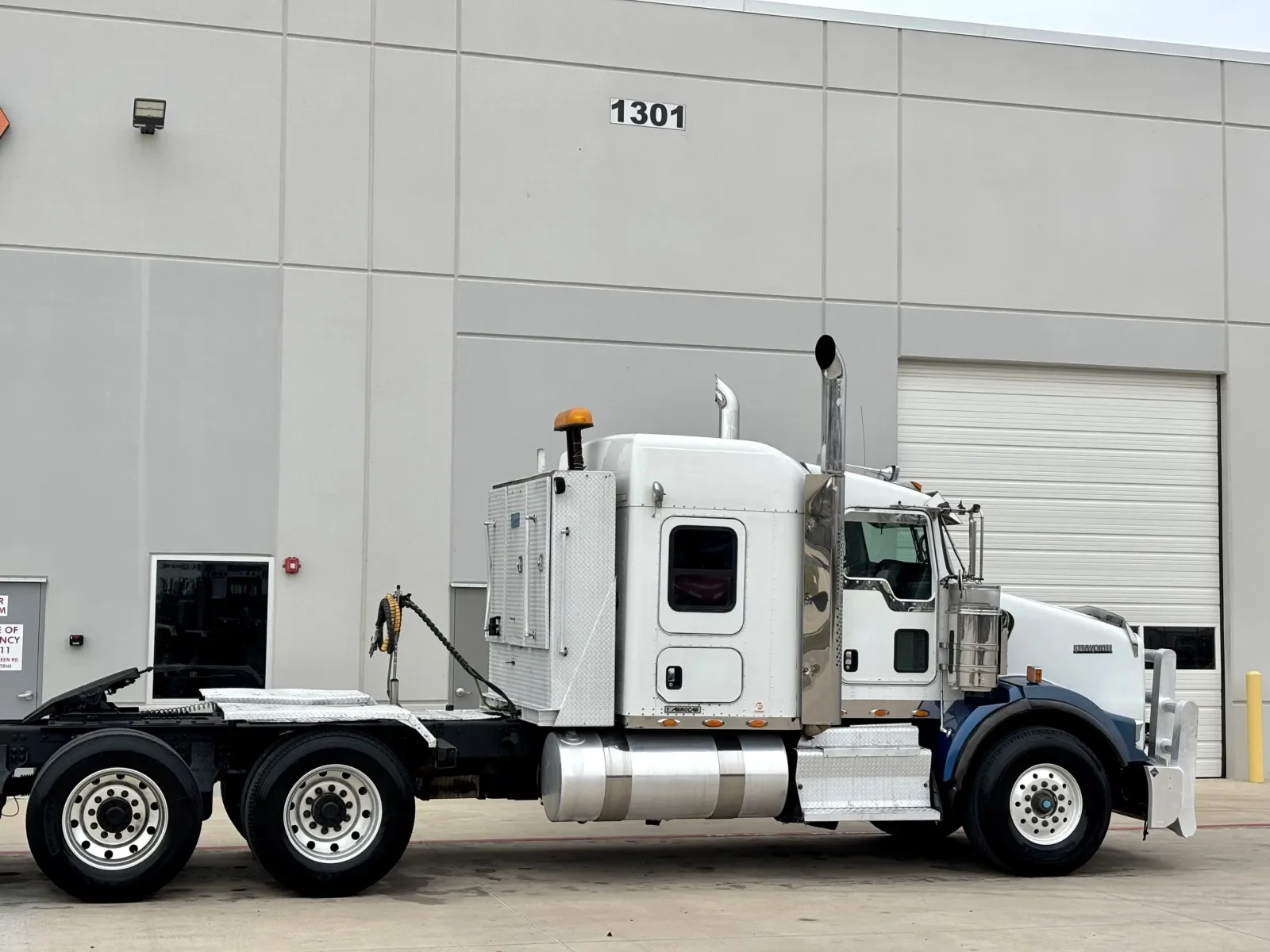 2014 Kenworth T800 in Hutchins, TX — photo 7