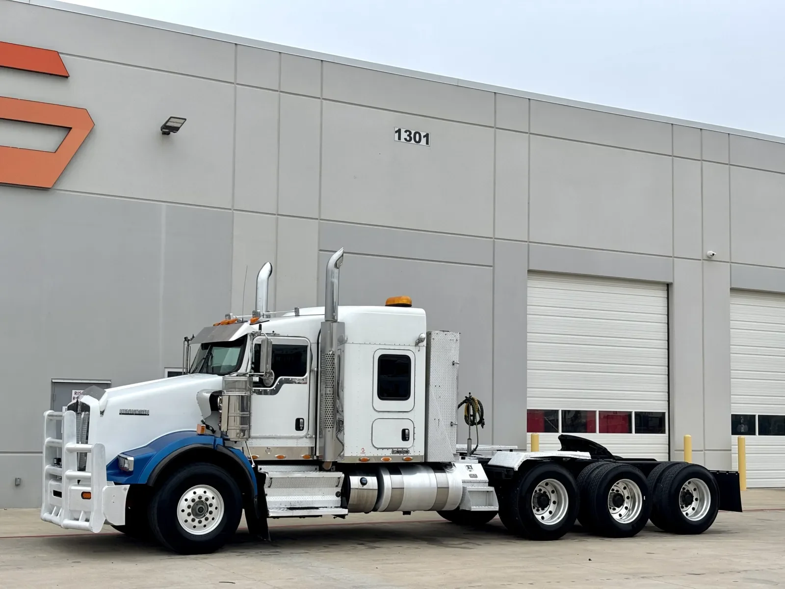2014 Kenworth T800 in Hutchins, TX — photo 2
