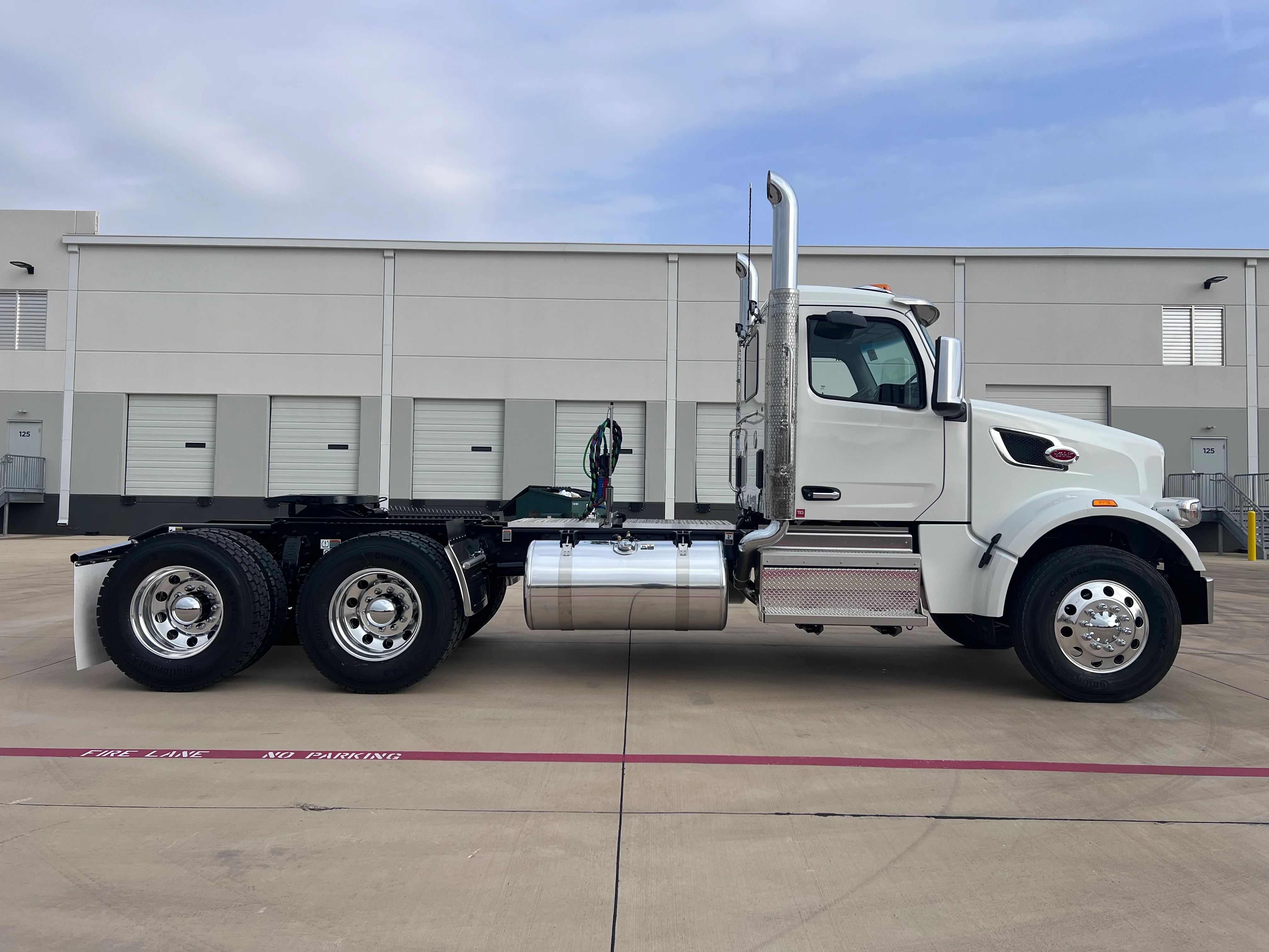 2027 Peterbilt 567 in Hattiesburg, MS — photo 6