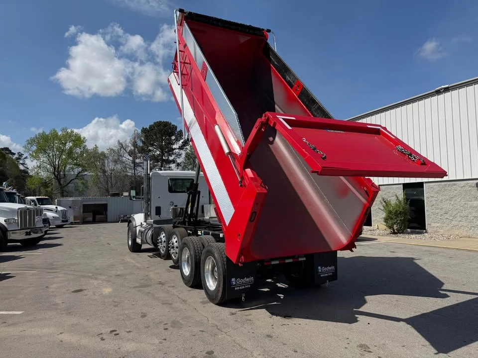 2026 Peterbilt 567 in Raleigh, NC — photo 3