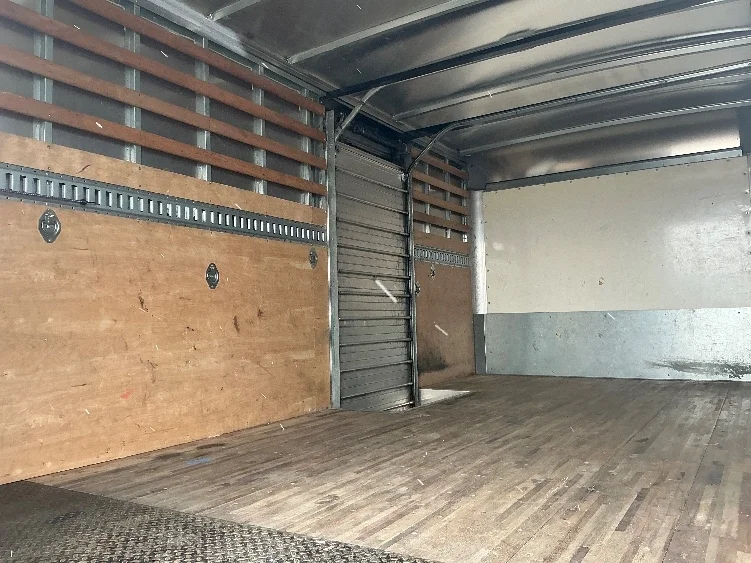 2022 Isuzu NPR - image 10