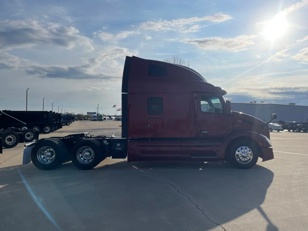 2023 Peterbilt 579 - image 6