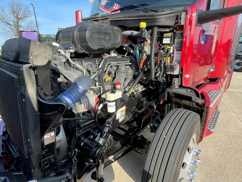 2023 Peterbilt 579 - image 9