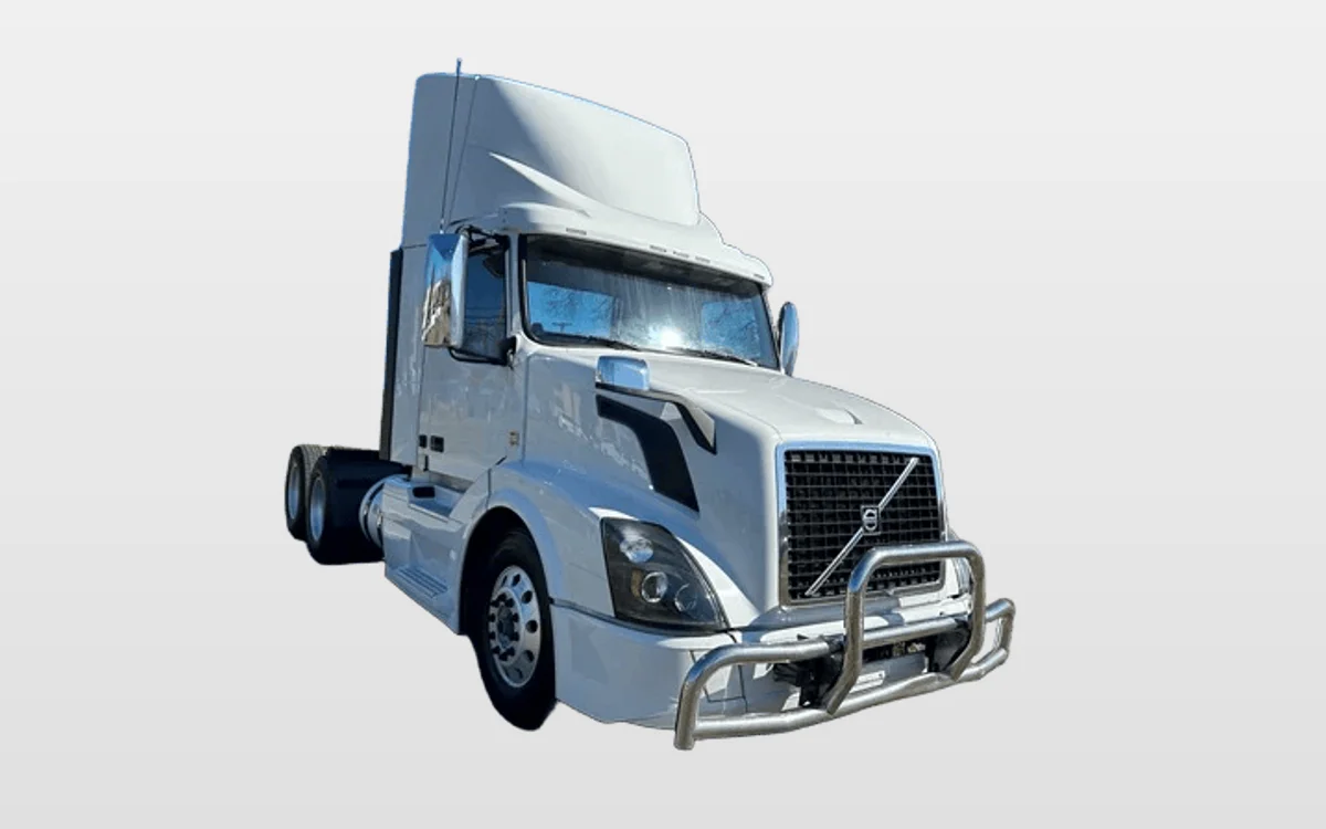 2017 Volvo - image 1