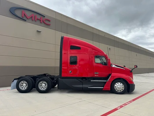 2023 Kenworth T680 in Sanger, TX — photo 8