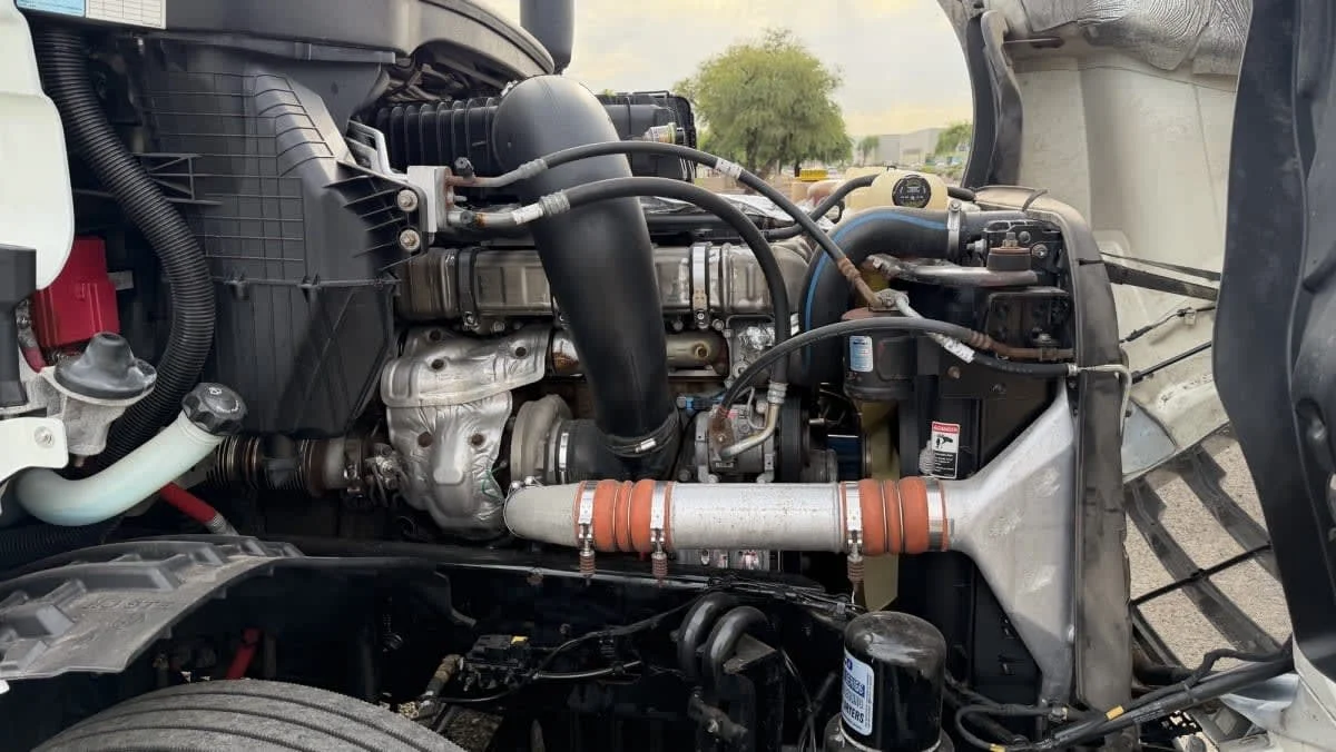 2019 Freightliner Cascadia in Phoenix, AZ — photo 14