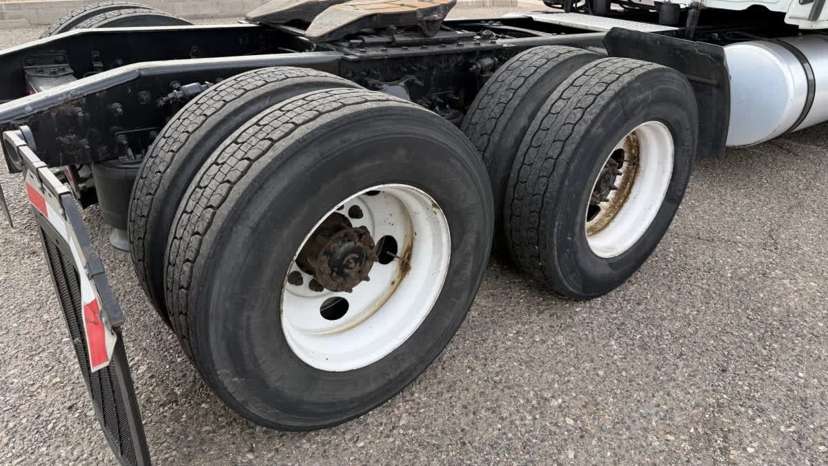 2019 Freightliner Cascadia in Phoenix, AZ — photo 17