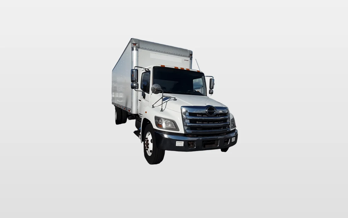 2016 Hino 338 - image 1