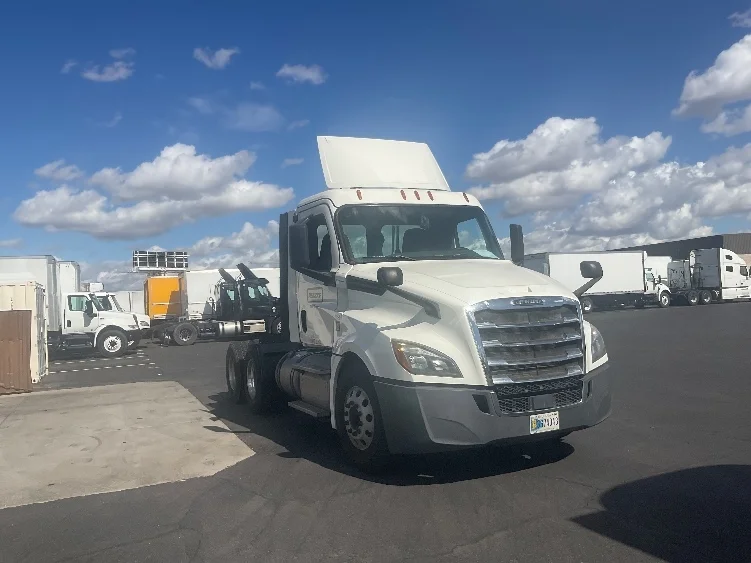 2019 Freightliner Cascadia in Phoenix, AZ