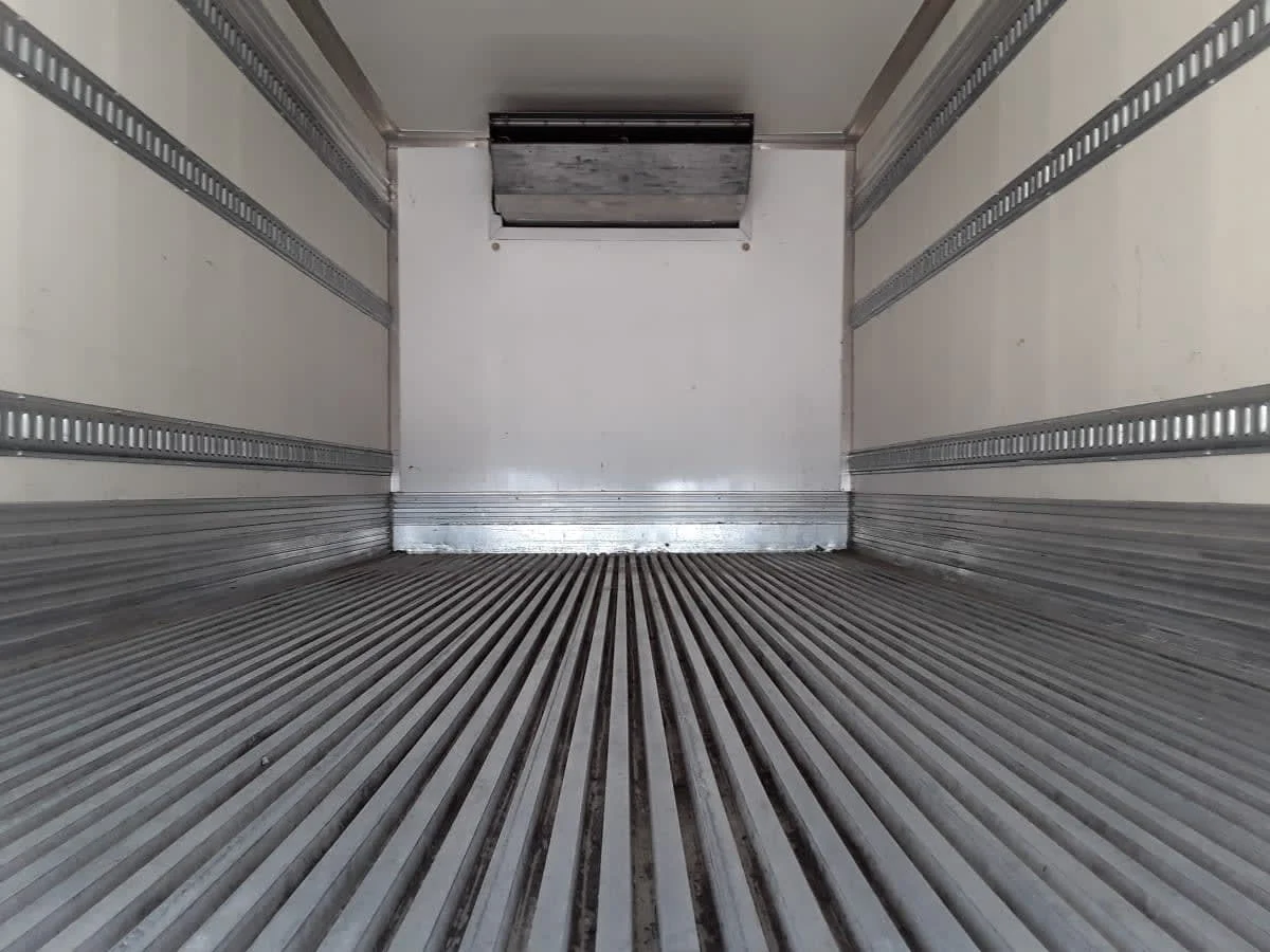 2019 International 4300 - image 9