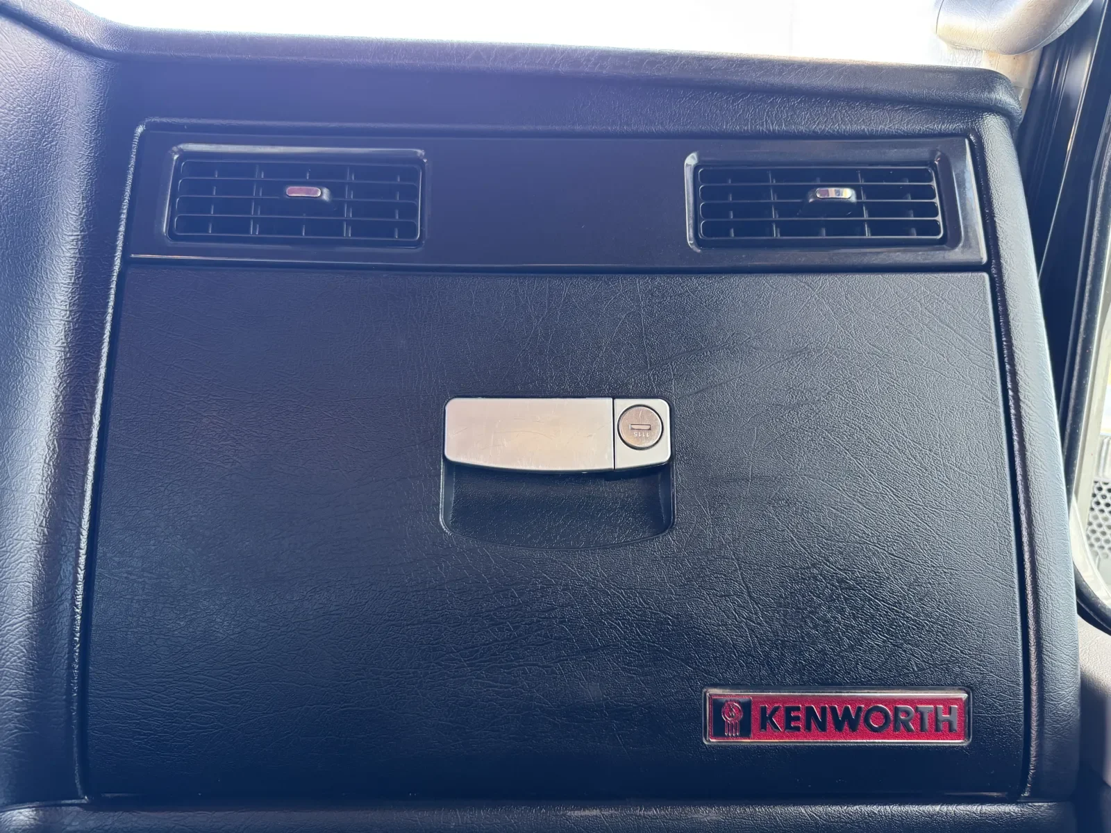 2021 Kenworth W900 in Greer, SC — photo 18