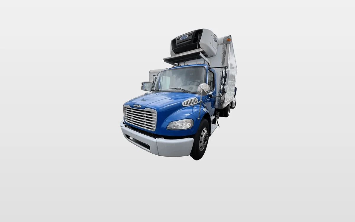 2018 Freightliner M2 106 - image 1