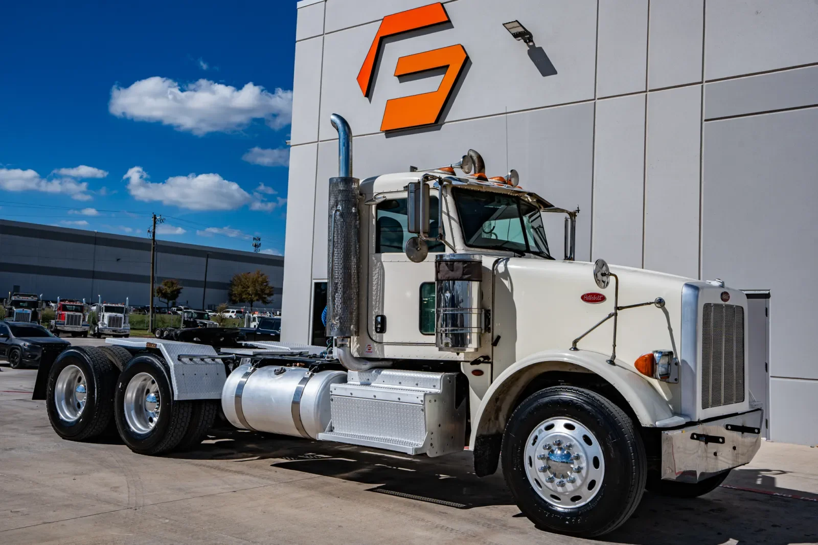 2012 Peterbilt 367 in Hutchins, TX