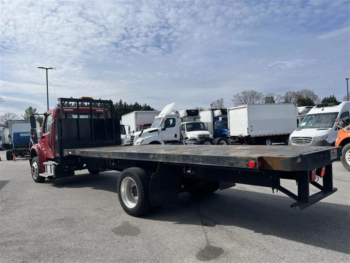 2020 Freightliner M2 106 in Beltsville, MD — photo 6