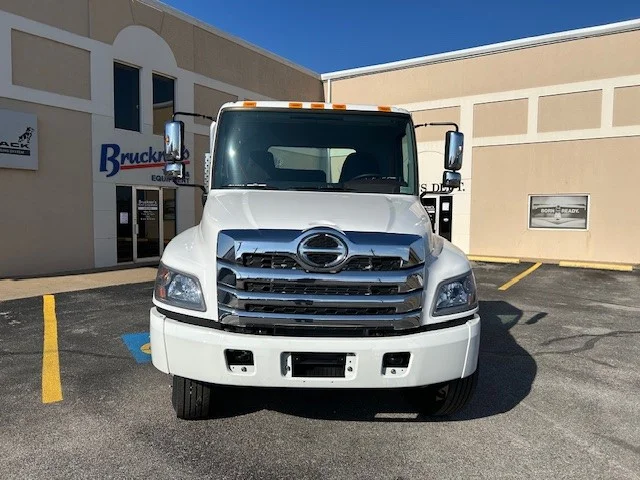 2025 Hino L7 in Lowell, AR — photo 10