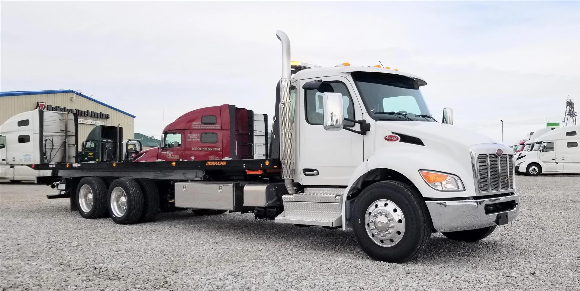2025 Peterbilt 548 in London, OH — photo 4