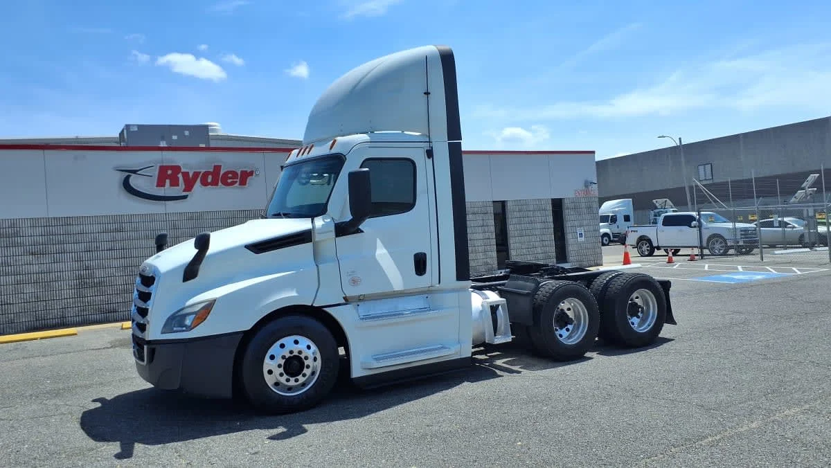 2022 Freightliner Cascadia